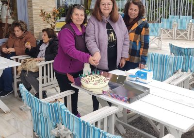 Κοπή πίτας 2022 και πεζοπορία στον καταρράκτη "Μπέμπη" στο Δήμο Ωρωπού | Πολιτιστικός Φυσιολατρικός Σύλλογος Δροσιάς